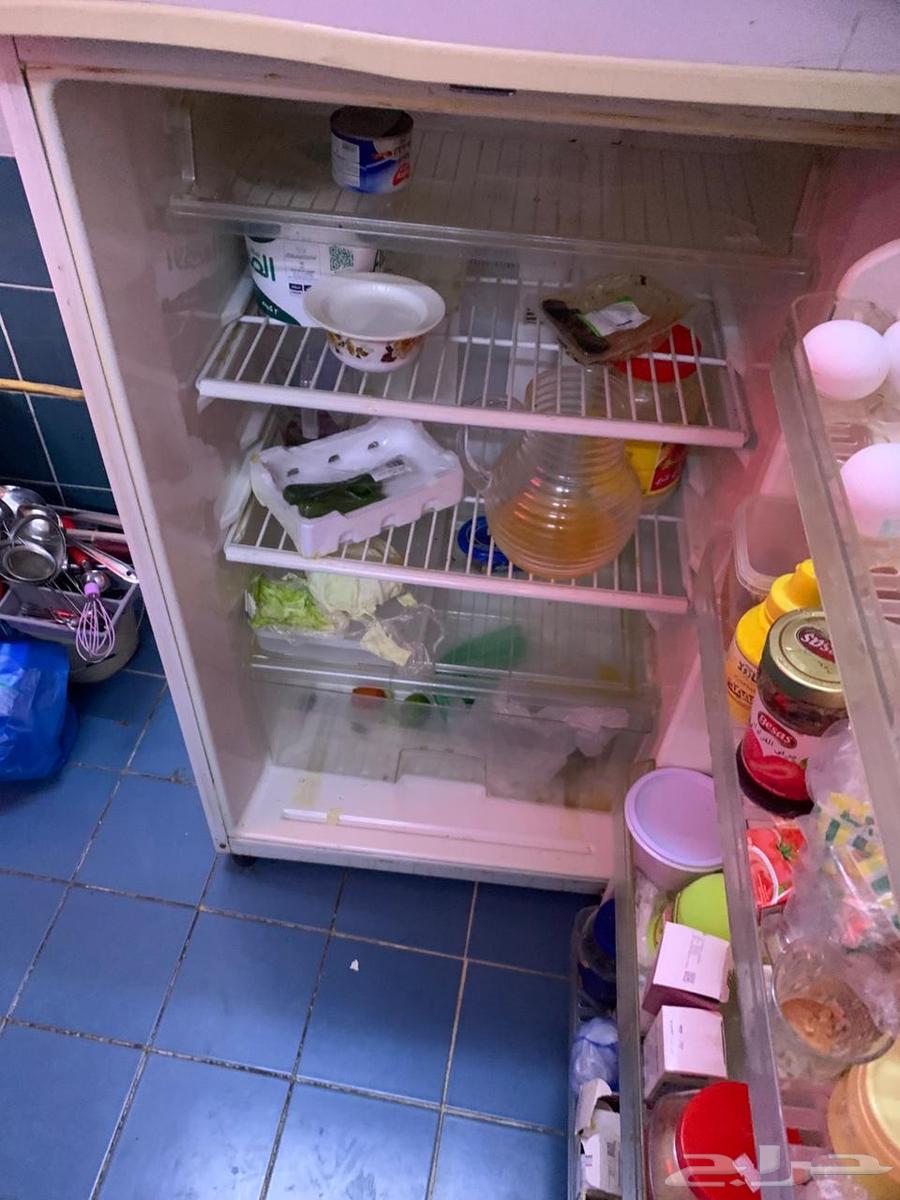 بس أثاث للبيع كله بحالة ممتازة64513151644802113