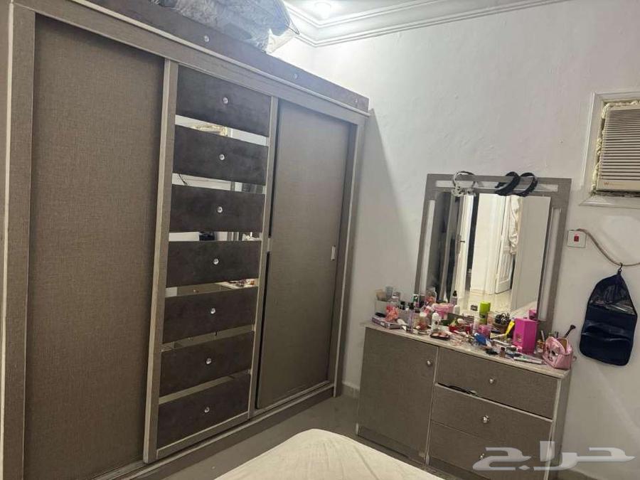 غرفه نوم  واجهزه كهربائيه للبيع64511995254403113