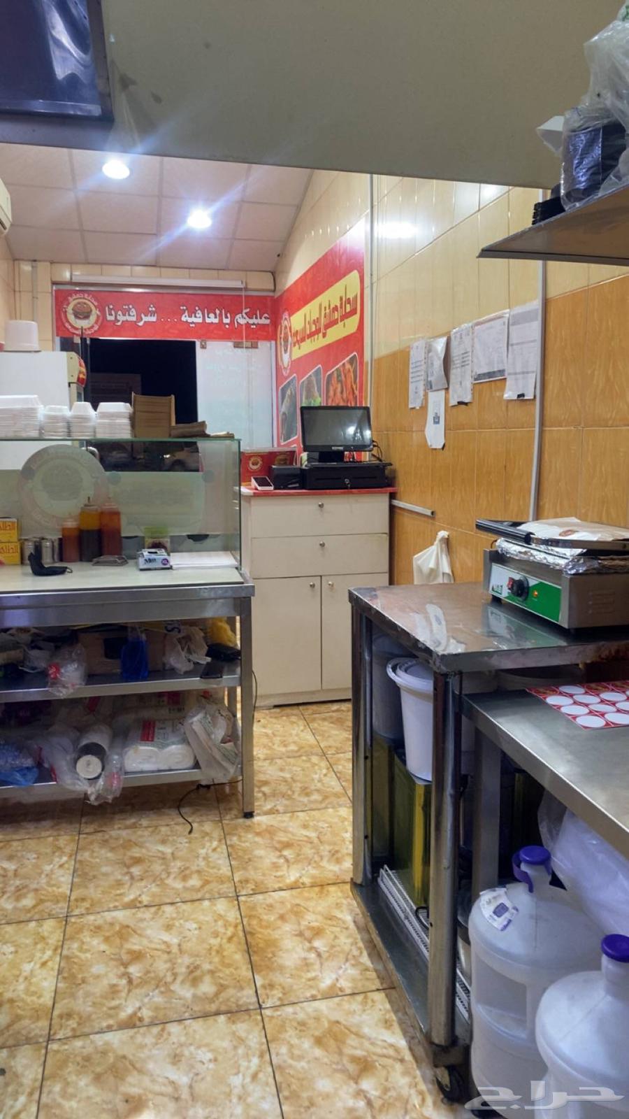 محل للبيع مع جميع اغراضه وعدته كامله الدوادمي64144261345795113