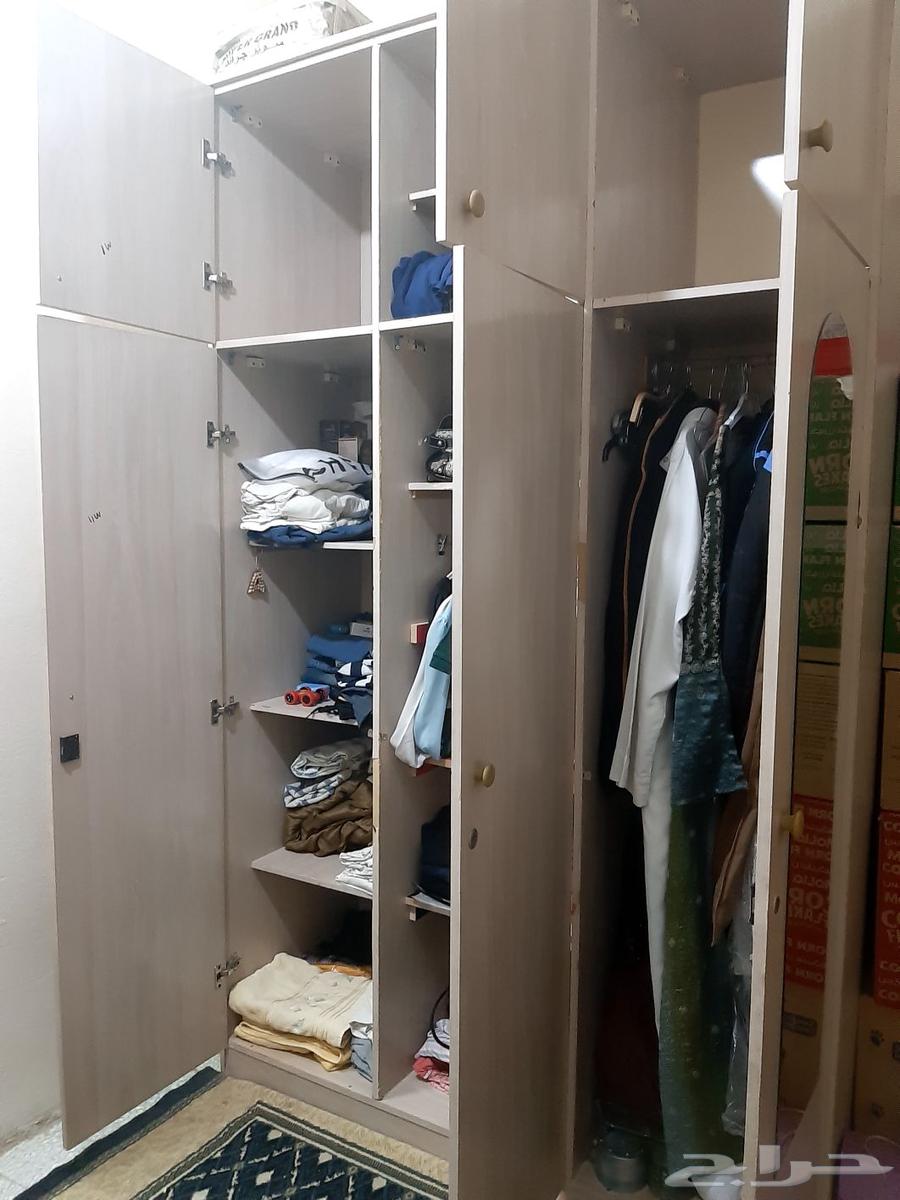 دولاب للبيع بحالة ممتازة64520232852353111