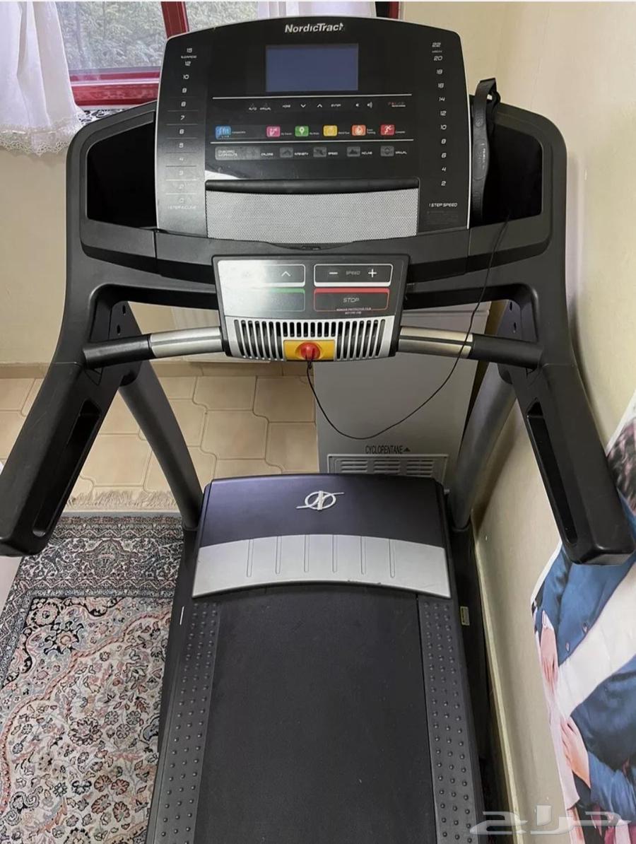 NordicTrack T15.0 Professional Treadmill. Excellent Condition.64524905150722112