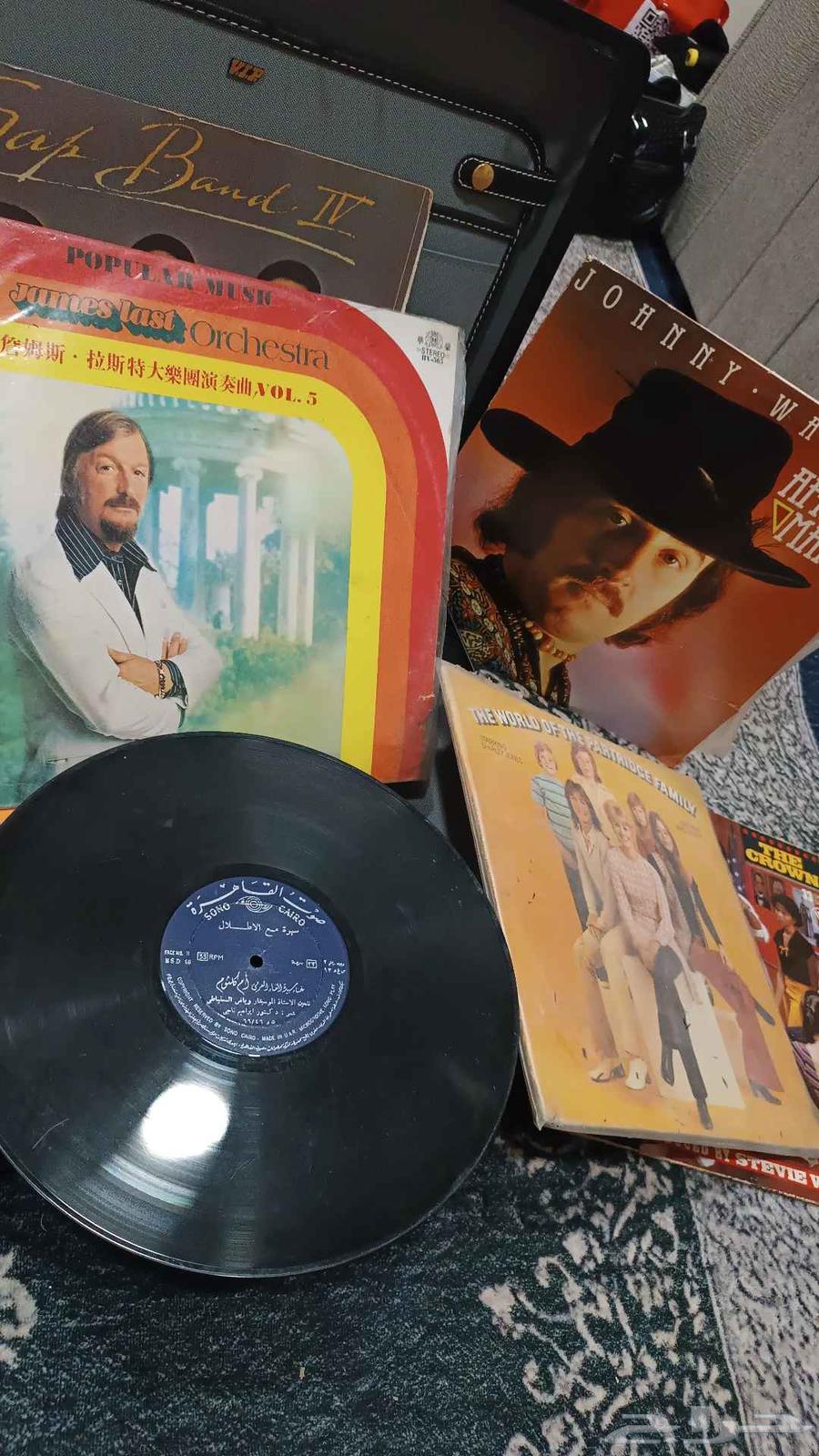 Old Cylinders64525192062211112