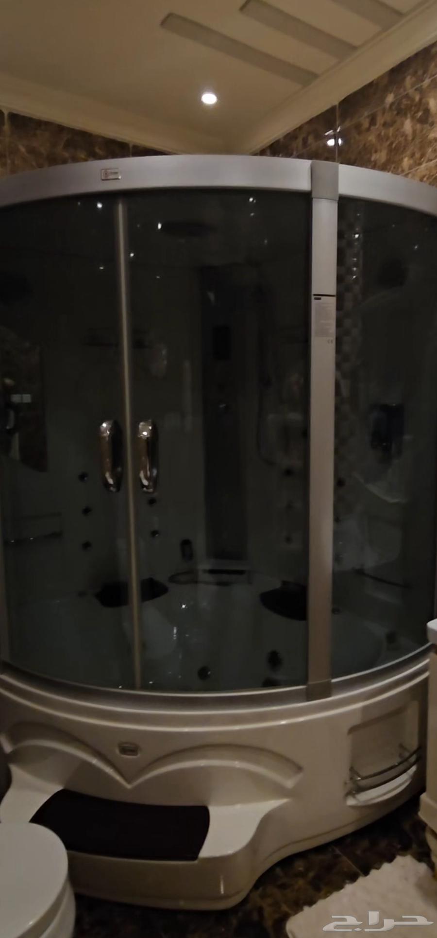 جاكوزي للبيع 170 170 شبه جديد64519172864514110