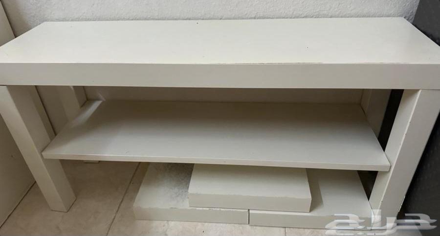 طاوله مع رفوف من ايكيا64524974609410110