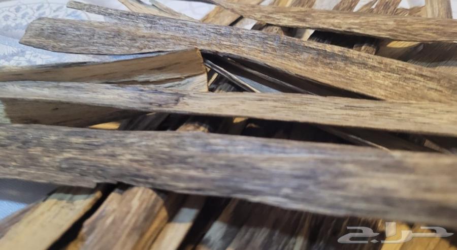 عود رقائق لاوسي يمتاز بالثبات في المكان والملابس64522117261313111