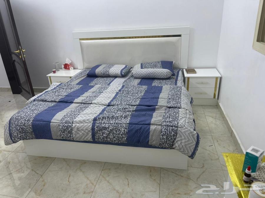 Hello and God's mercy and blessings, I have a used kitchen cabinet and rooms64520515954306111