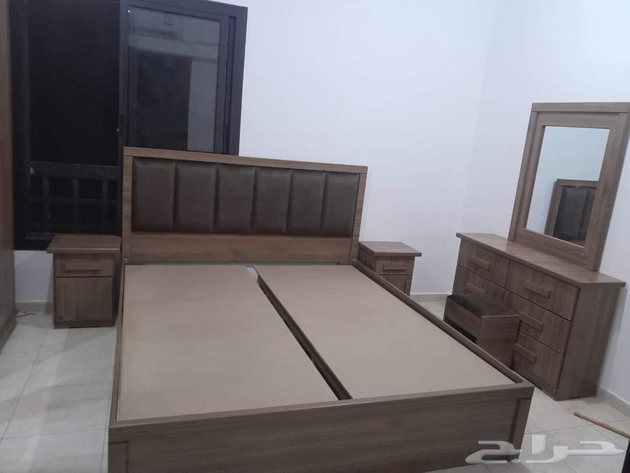 يوجد لدينا غرف نوم جاهزه ومراتب طبيه بسعر المصنع64519003243265112