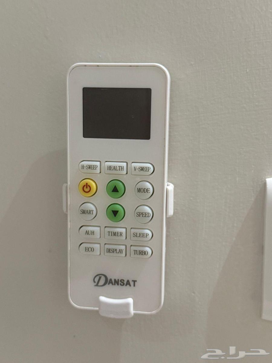 مكيف اسبلت للبيع شبه جديد السعر 900ريال64525926122882111