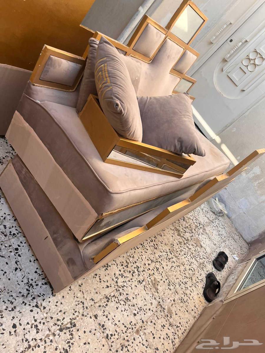 Selling a sofa set with curtain and curtain rod, the sofa is very clean64526022868099111