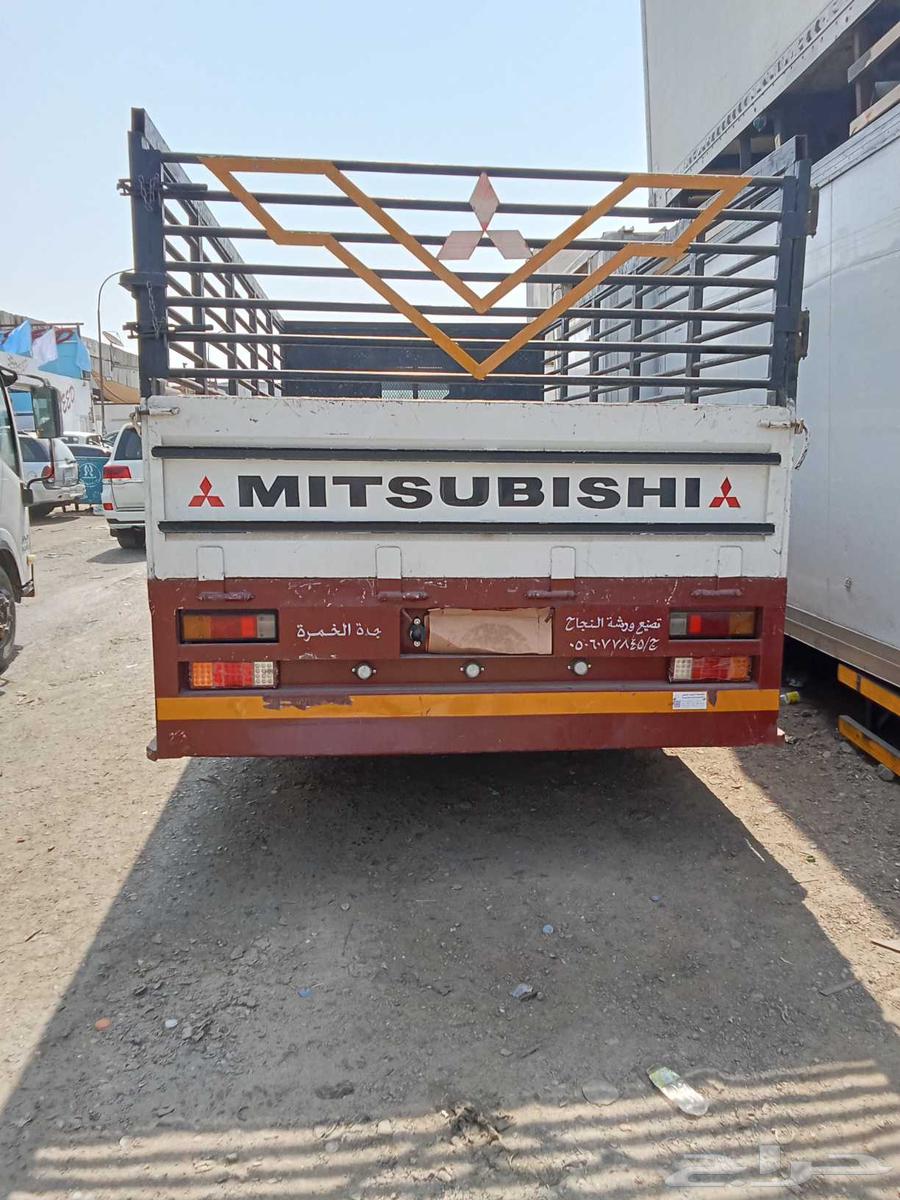 للبيع صندوق شبك 4 متر و80 عرض من بره 215 حالها ممتازه64521168890627114