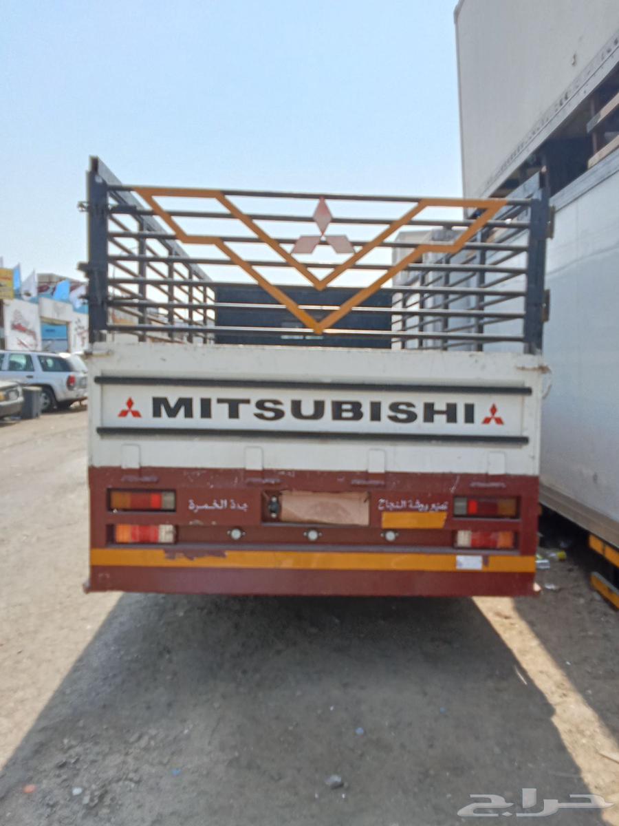 للبيع صندوق شبك 4 متر و80 عرض من بره 215 حالها ممتازه64521168890627113