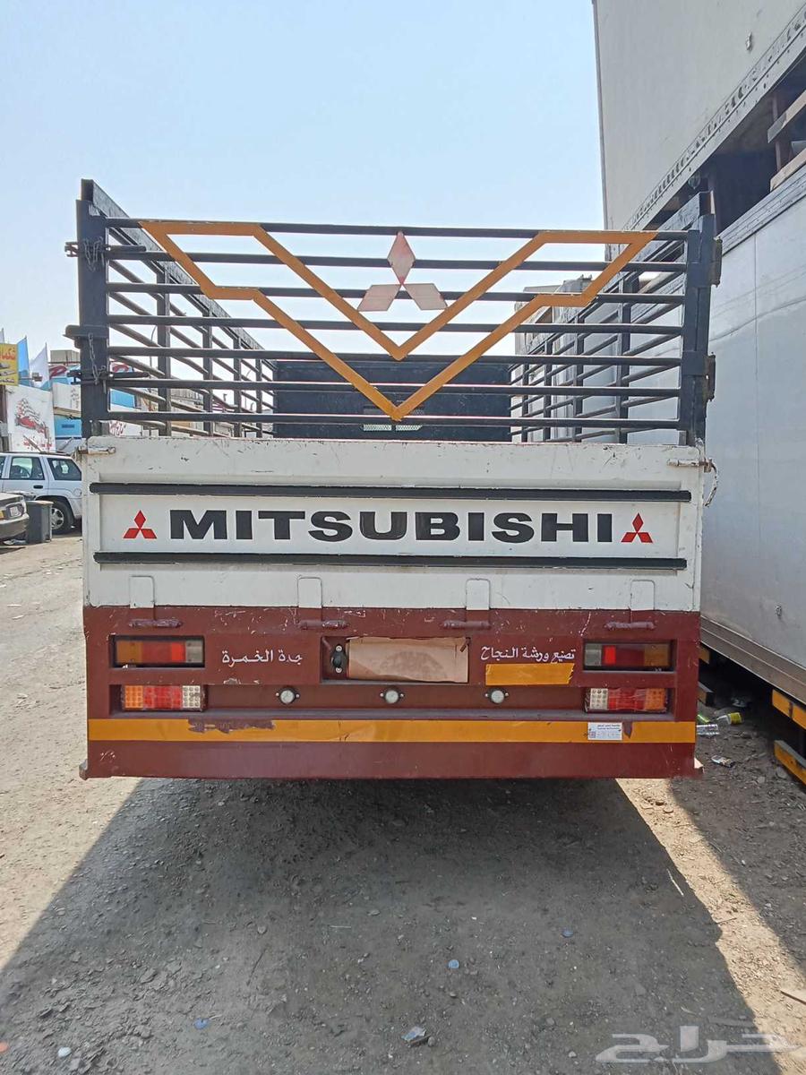 للبيع صندوق شبك 4 متر و80 عرض من بره 215 حالها ممتازه64521168890627112