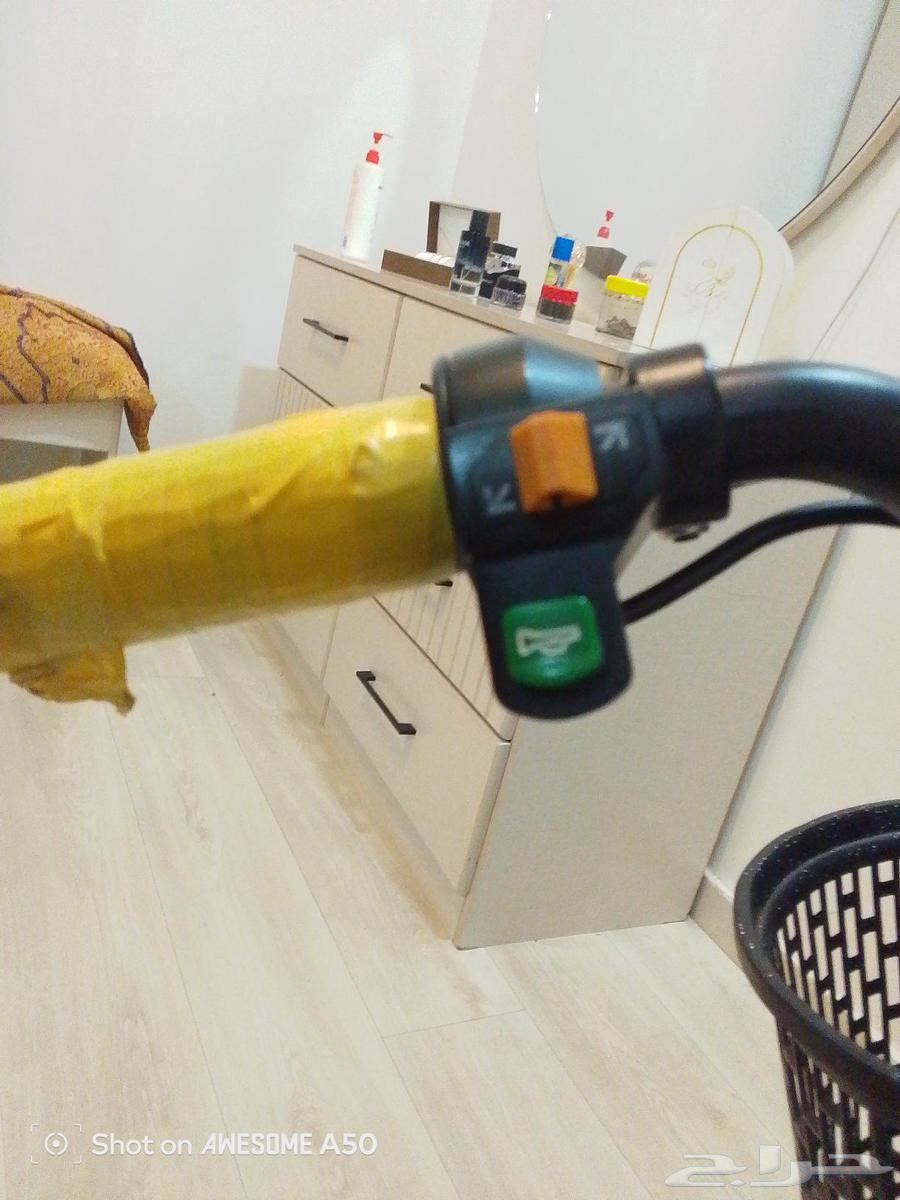 A working scooter with a broken charger signal and the battery is functioning at 600 limit64527011076739112