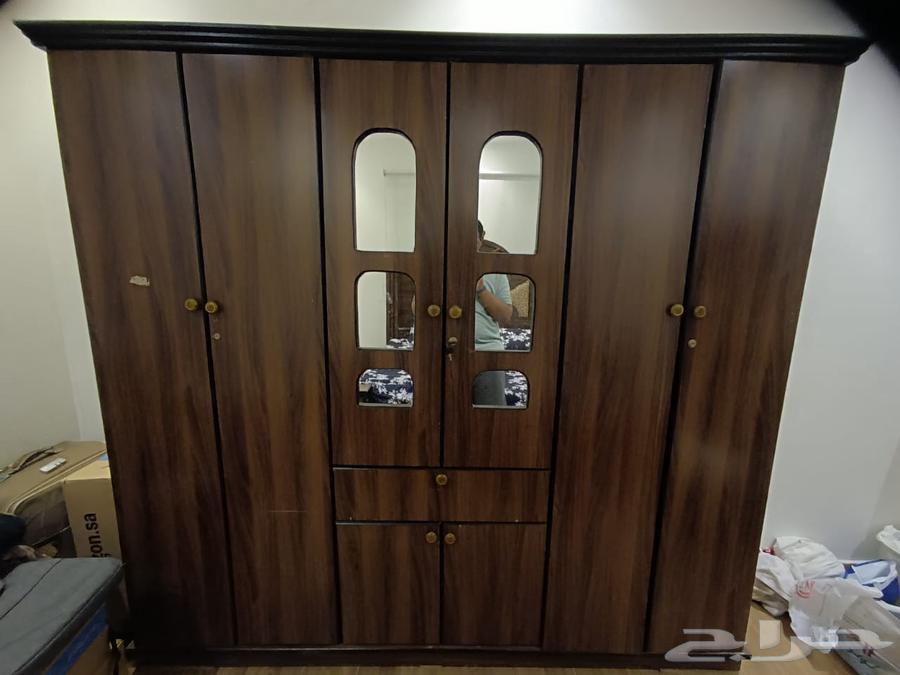 غرفة للبيع بسبب النقل64520670982913111