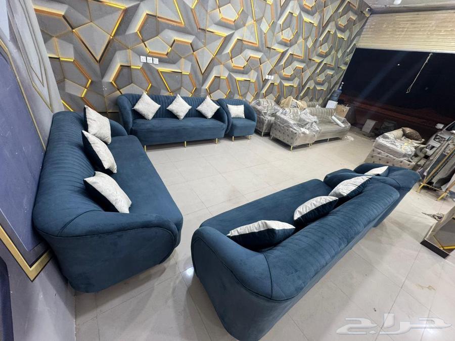 كنب شبه الجديد 11 شخص بسعر مناسب64521397669890112