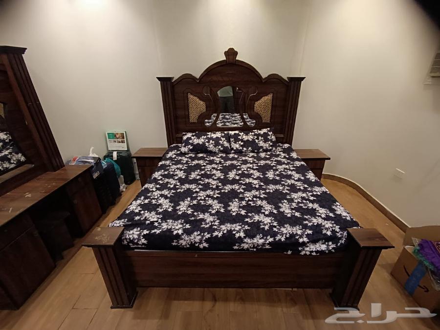 غرفة للبيع بسبب النقل64520670982913110