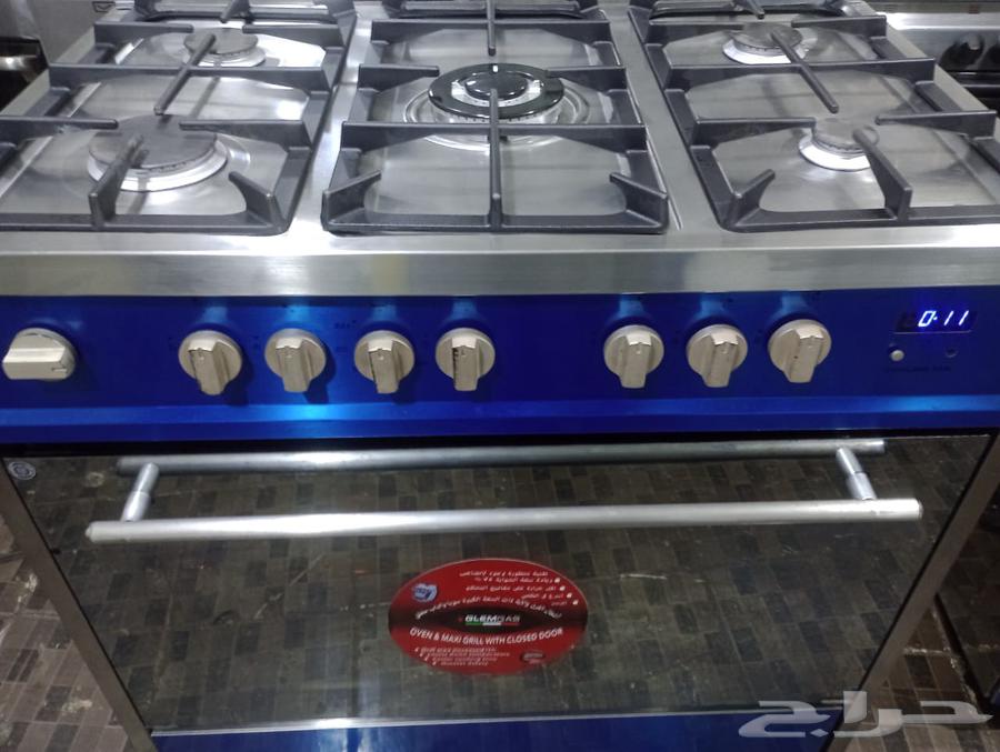 للبيع فرن ايطالي جليم غاز اصلي مقاس60 90 موجود في المحل جده64519469184899110