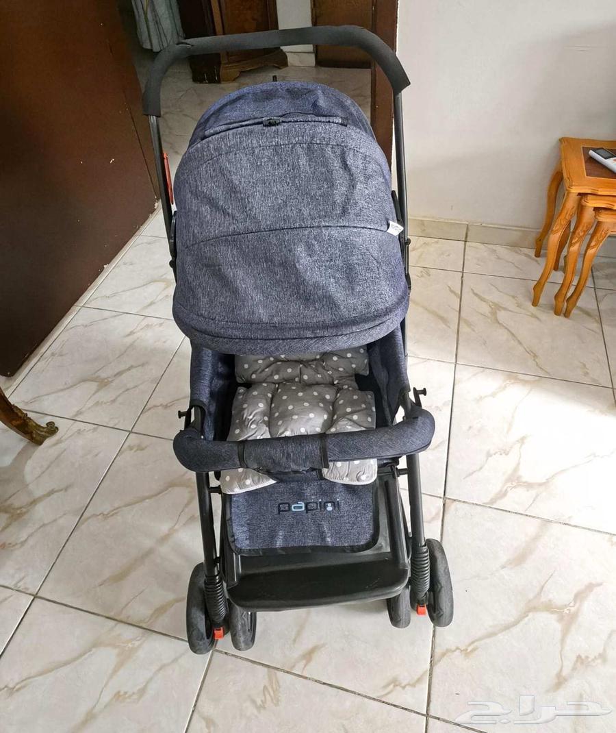 سرير أطفال مستعمل نظيف جدا وكرسي طعام ومشايه وعربيه للطفل64526537894914114