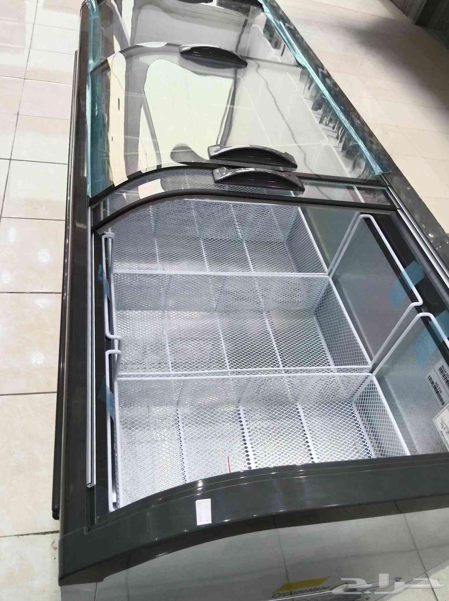 Freezer and freezing64522992185473112