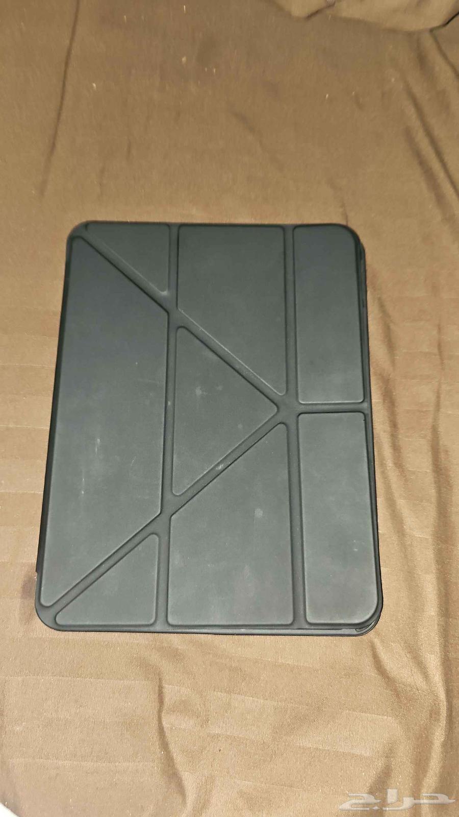 ايباد A1664521069227778112