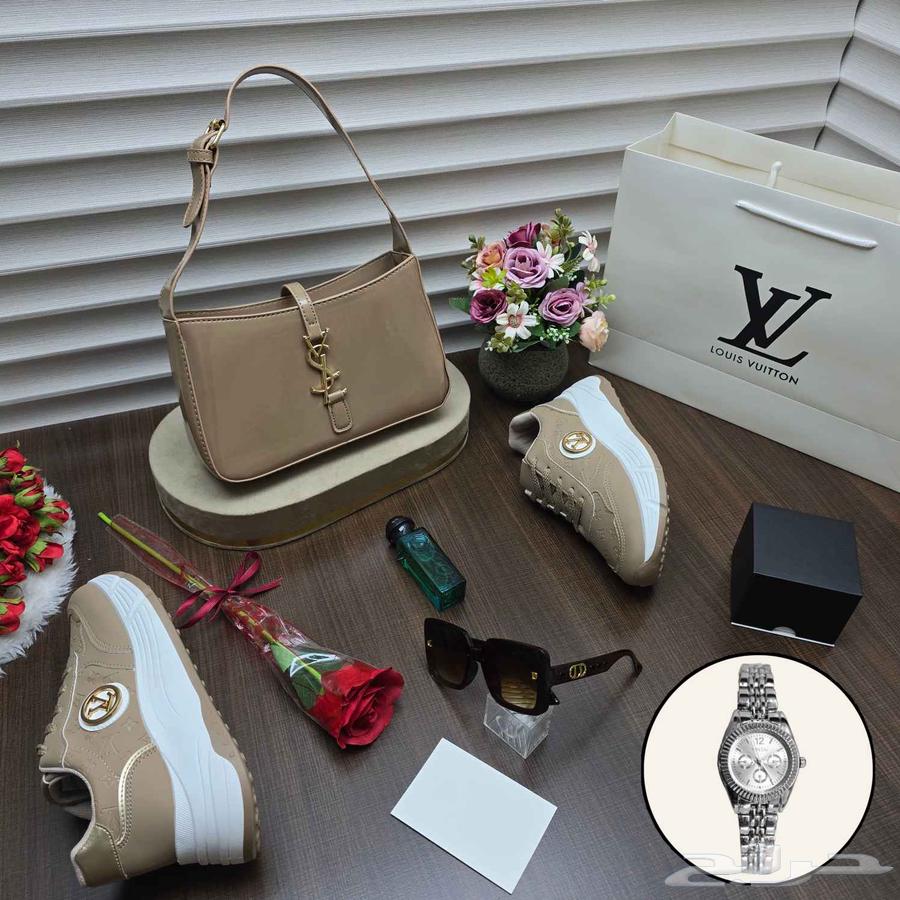 اطقم نسائيه ماركة لويس شامل التوصيل والشحن64519017384323110