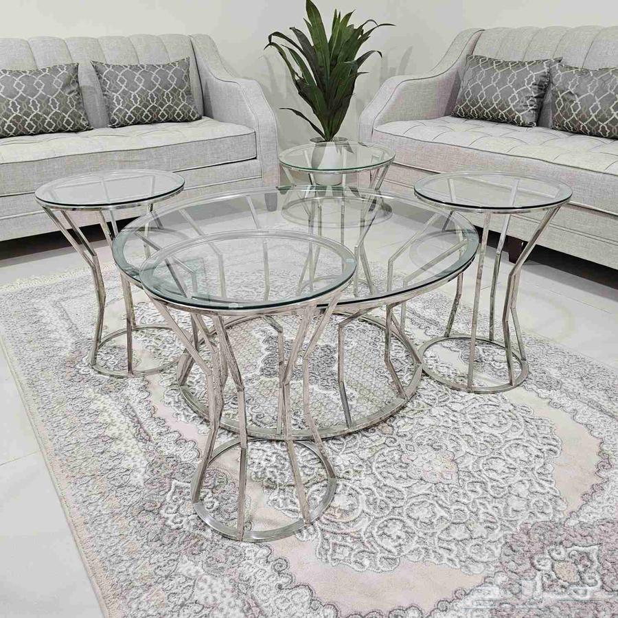 Glass tables64526940695937113