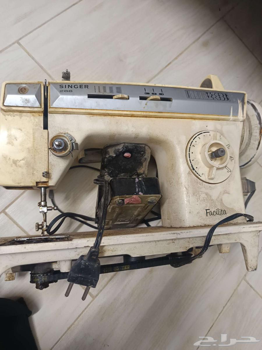 للبيع مكينة خياطة سنجر السوم 25064521197344385110