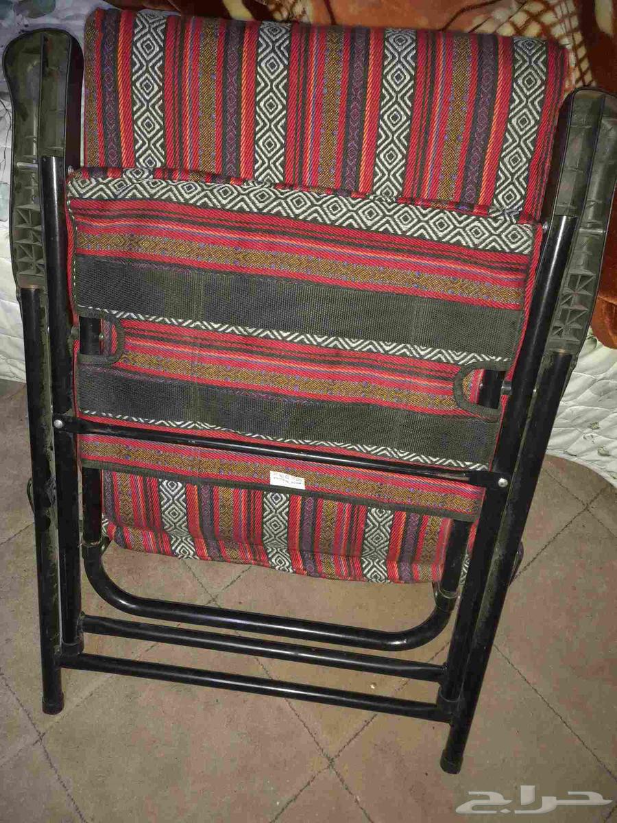 For sale, 2 chairs in like-new condition, one suitable for outdoor trips64526383753602111