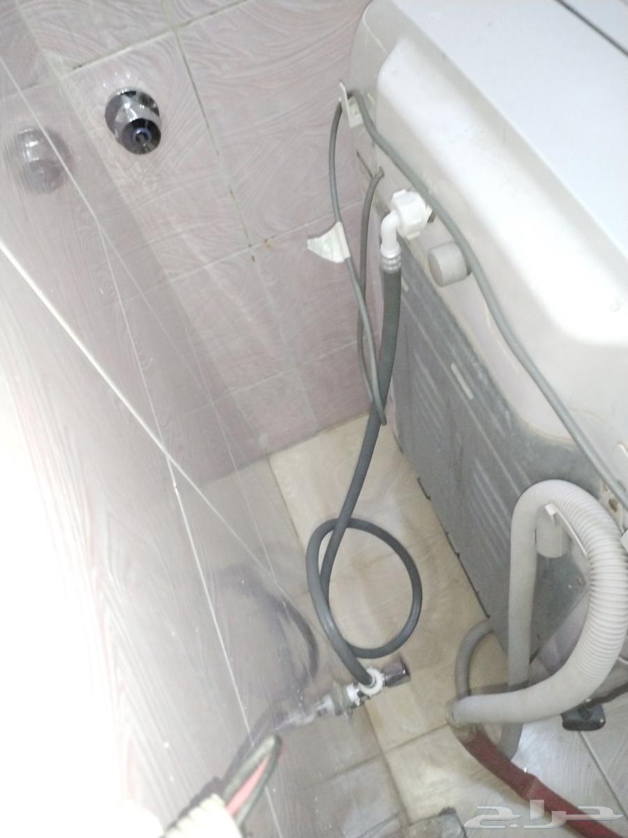 Automatic washing machine in excellent condition due to changing the house, we are selling it out of necessity64524420263169112