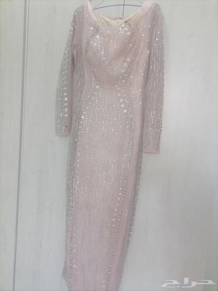 فستان سهرة فخم من بيرلا64522415710209111