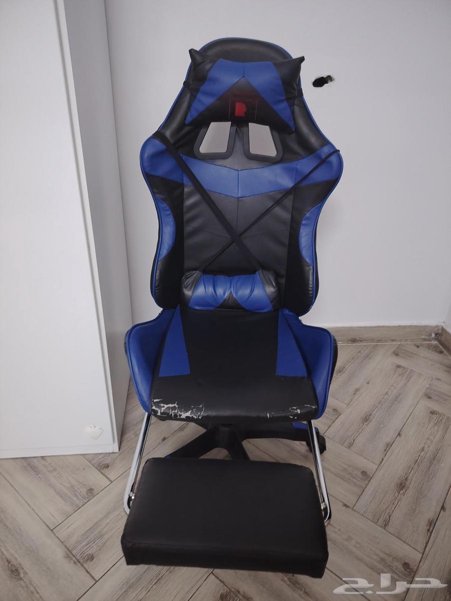 كرسي قيمنق ب100 ريال واليدين موجوده يبغالها تركيب64521454158978110