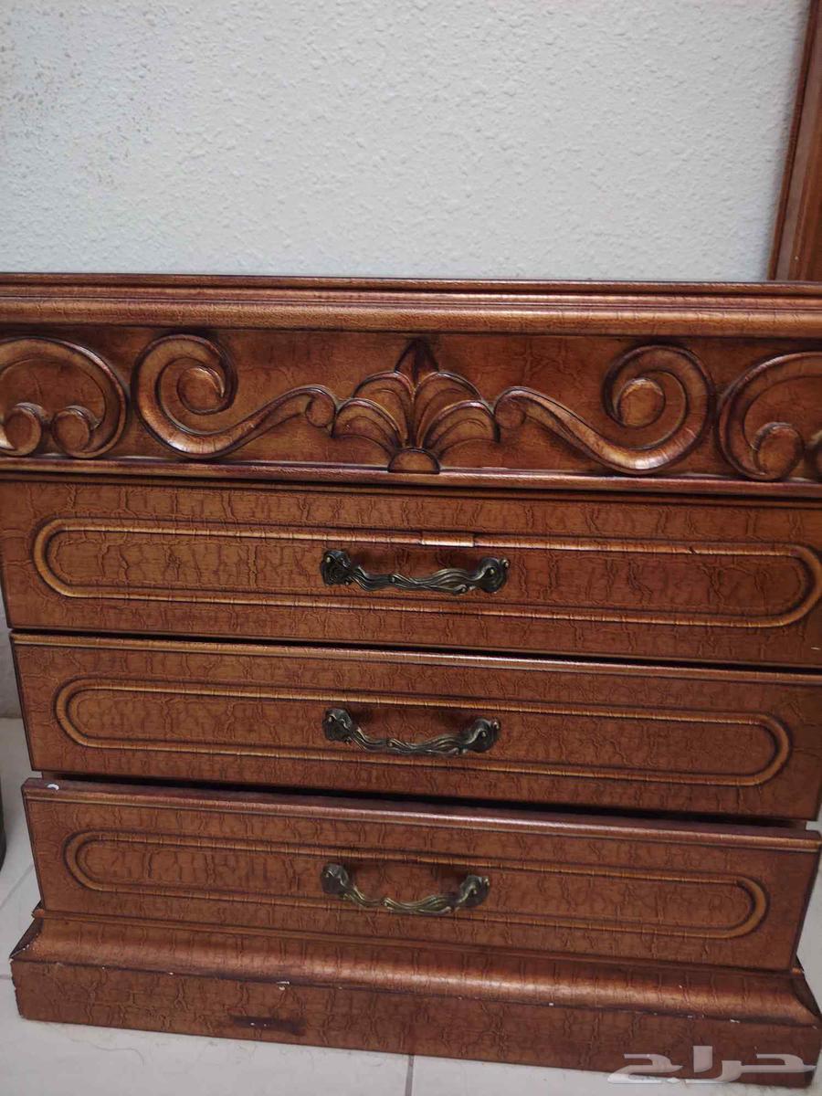 Single and a half bedroom in excellent condition, no damage, for sale at negotiable price...64522359142914113