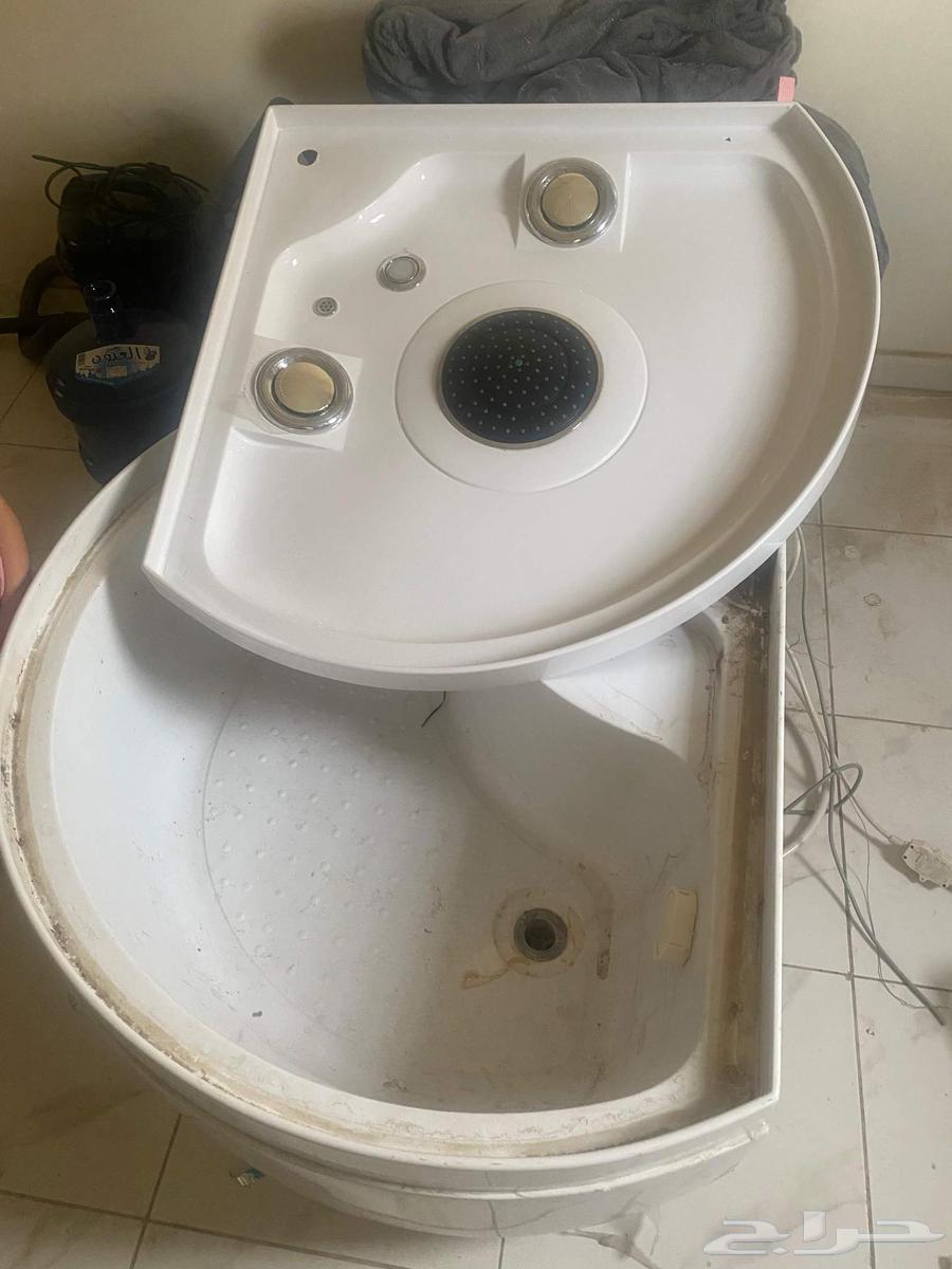جاكوزي حمام للبيع نظيف وما استمعل64524253922563110