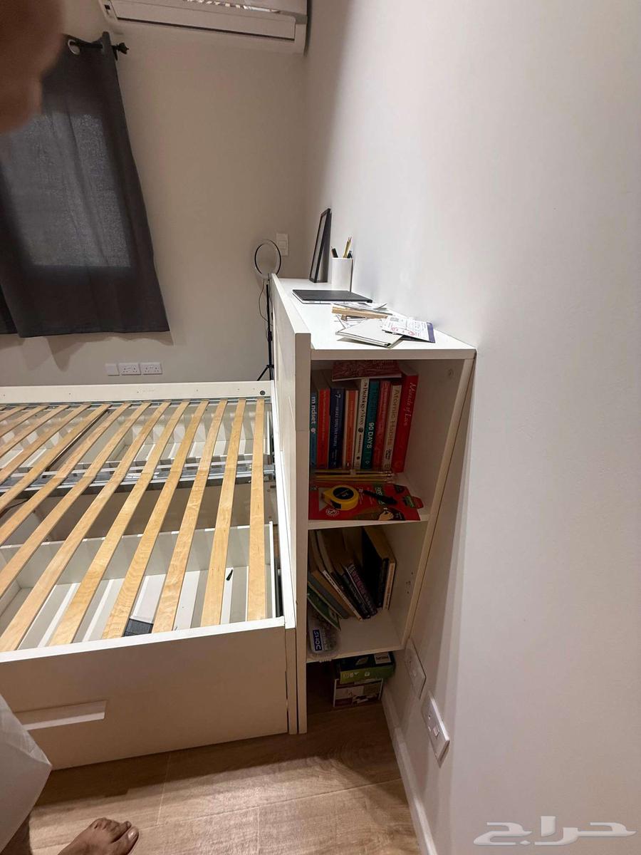 Modern White Bed with Storage Gently used for 3 months64520783493634111