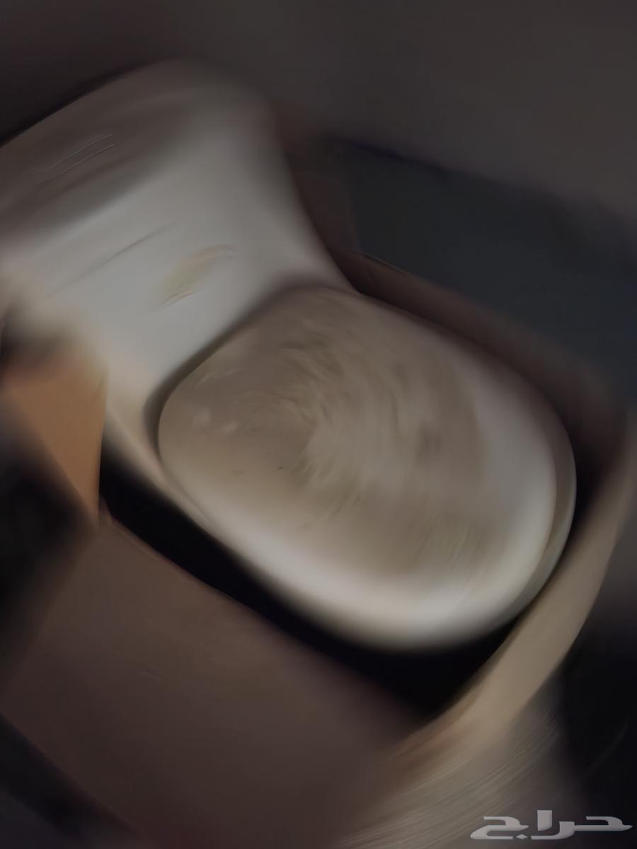 washroom commode available64521893039745114