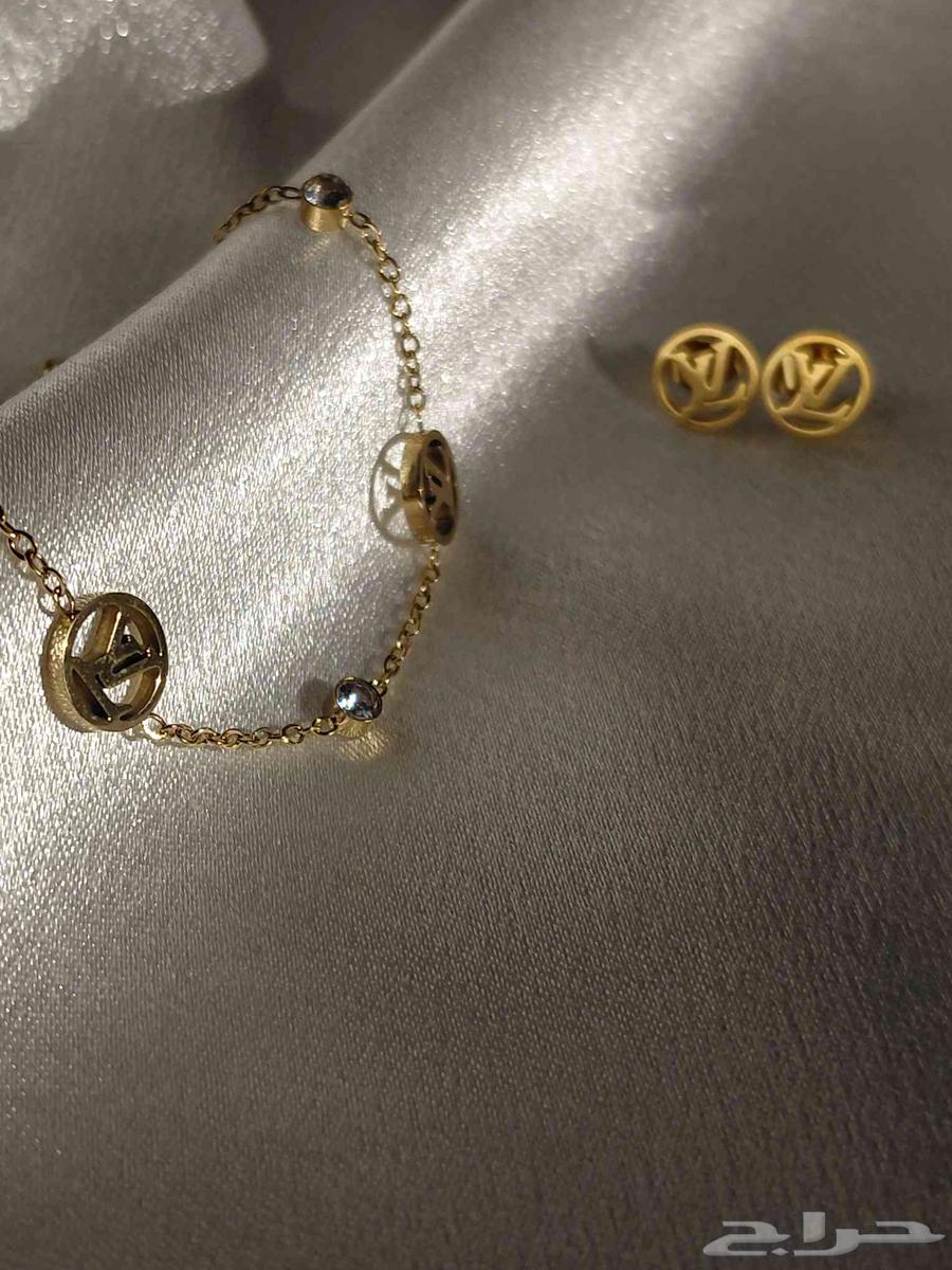 Women's Accessories (Louis Vuitton Set)64523189806465111