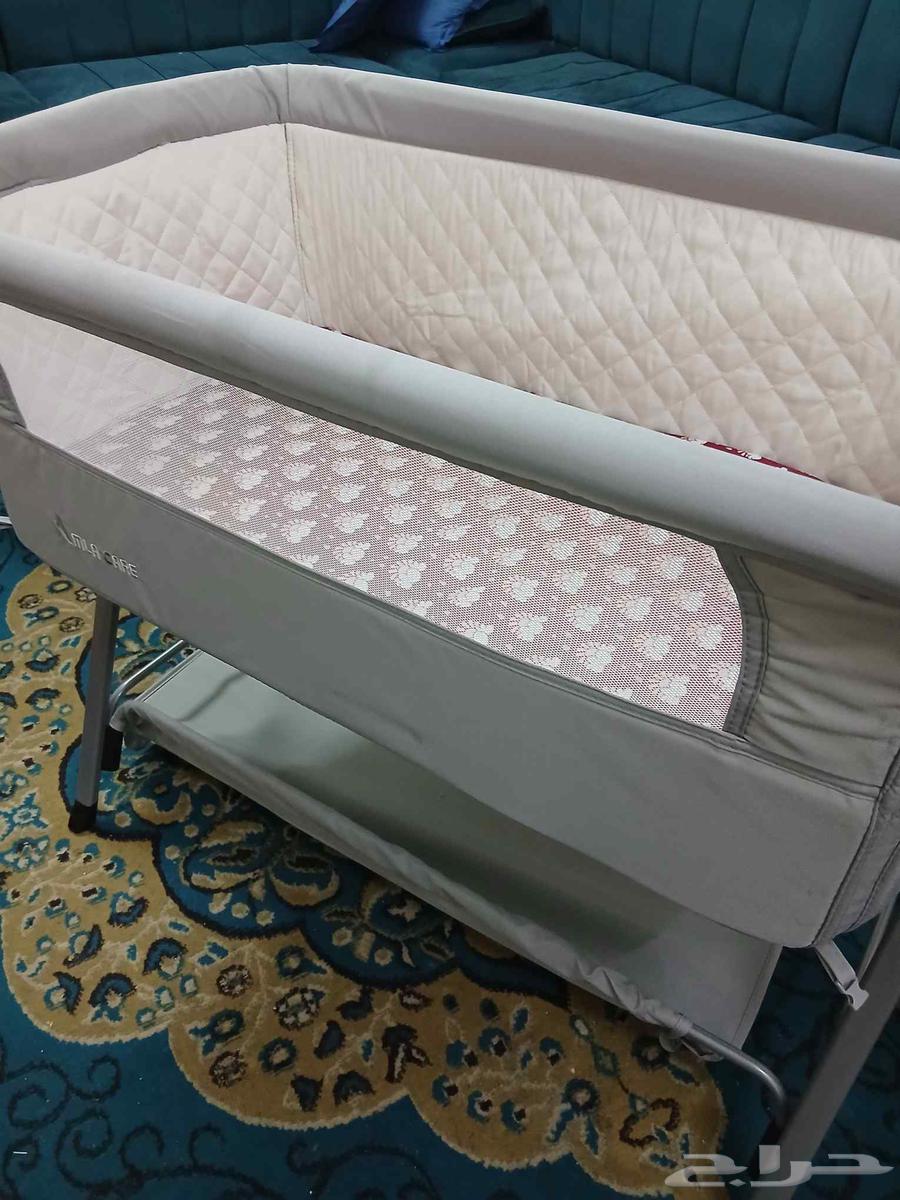 سرير اطفال شبه جديد64520062731521110