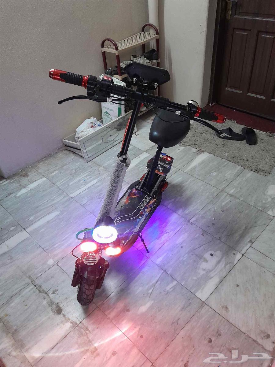Clean Sharee 1750 scooter for sale, used for 20 days64525317027203111