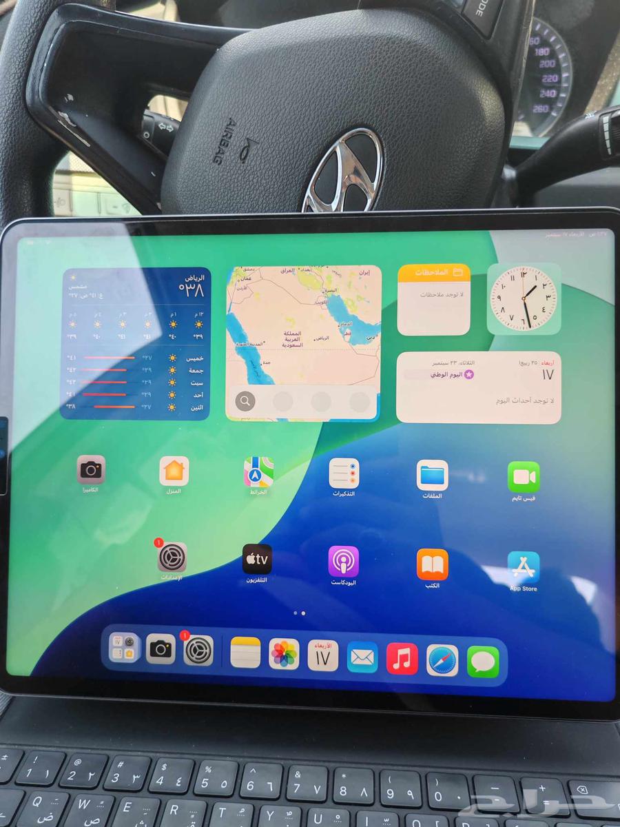 iPad Pro 12.9, iPad almost new with warranty from Jarir64521411605122111
