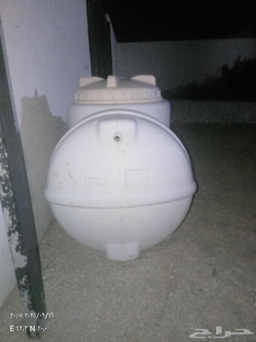 خزان ماء 300 لتر للبيع64522429890433112