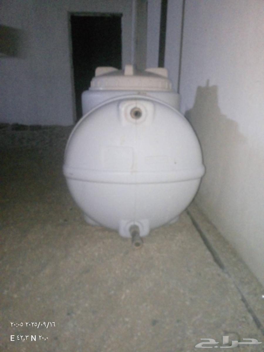 خزان ماء 300 لتر للبيع64522429890433111