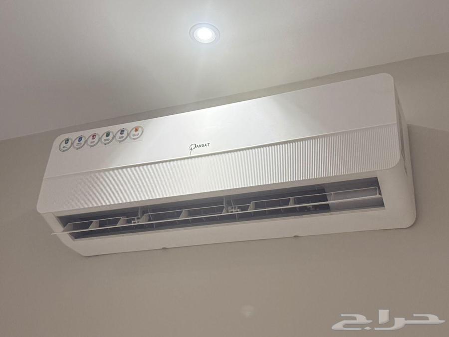 مكيف اسبلت للبيع شبه جديد السعر 900ريال64525926122882110