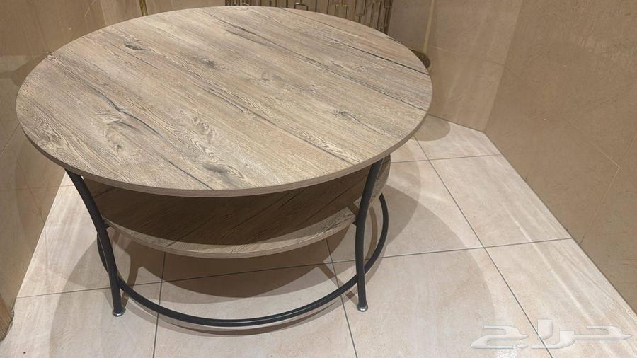 طاولة قهوة خشبية بتصميم عصري64526120048257112
