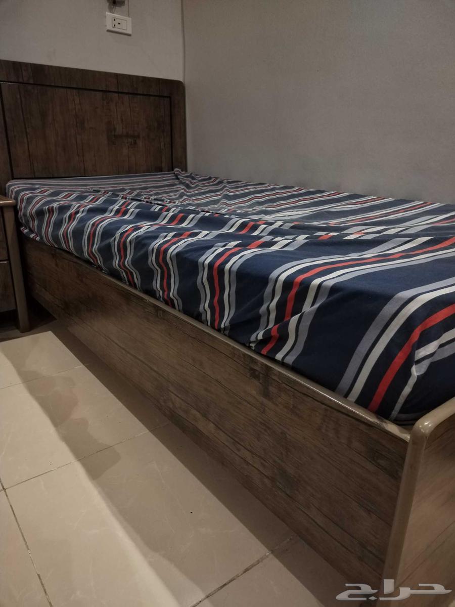 سرير خشب الحالة جيد64521254557058111