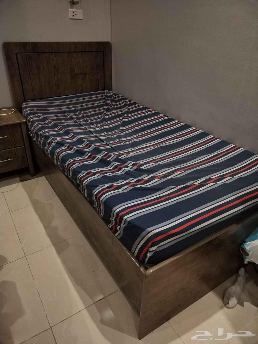 سرير خشب الحالة جيد64521254557058110