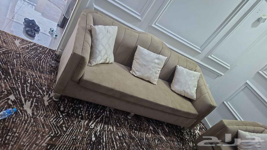 كنب شبه جديد للبيع و غرفة نوم64523555970947112
