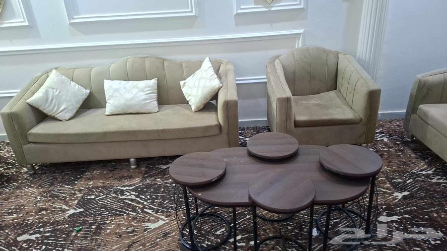 كنب شبه جديد للبيع و غرفة نوم64523555970947111