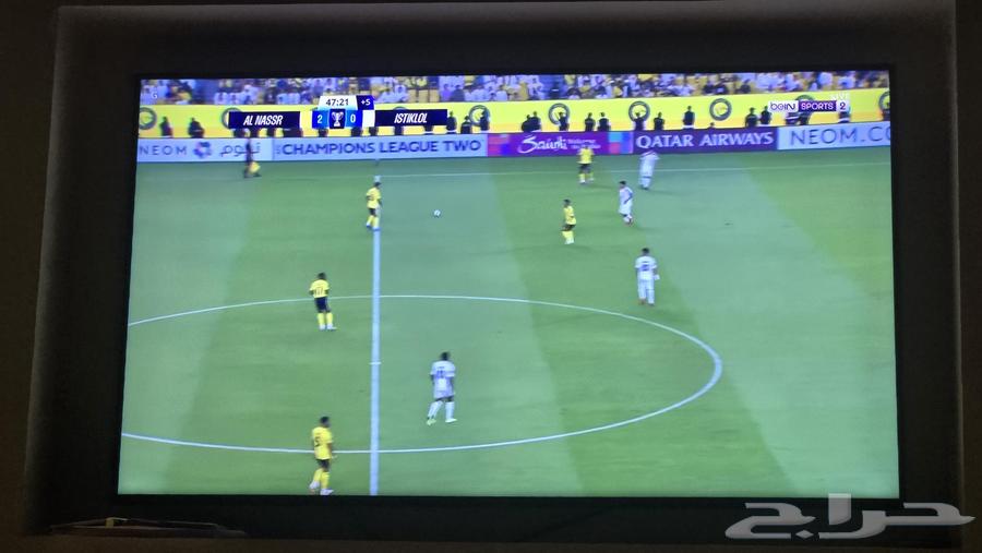 على السوم شاشة سامسونغ نظيف للبيع مقاس 65 بوصه .64526328137603110