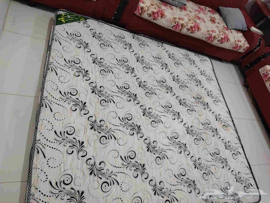 Grade 200, 200 in good condition, price 150, and we won't reduce the price for serious buyers64520558139266110