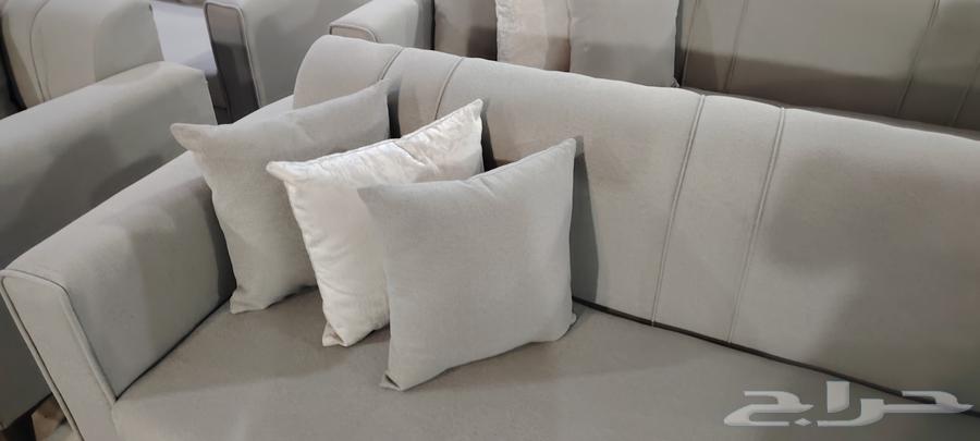 السعر 1100 طقم كنب جديد جاهز 5 قطع ل 11 شخص من يحتاجه يمكنه64519285888003114